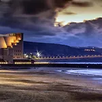 アパート Beachfront Stunning Views *