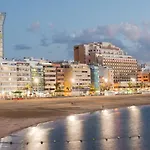 Beachfront Stunning Views アパート *