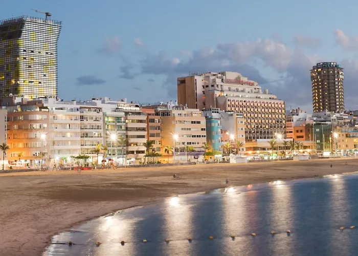 Beachfront Stunning Views Апартаменти *